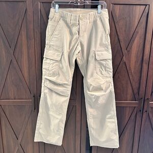 TWO PAIRS- Women’s Under Armour ripstop pants Size 6